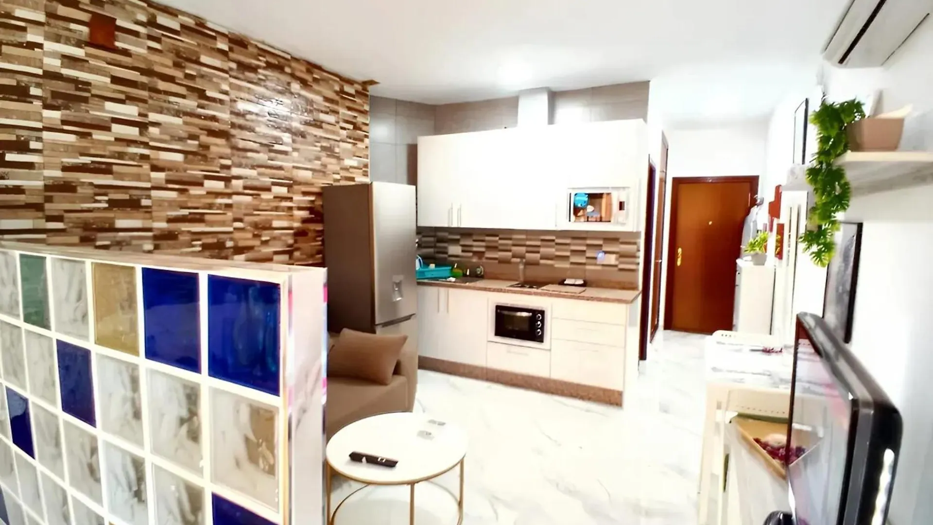 Apartment Comfortable Studio In Torremolinos With Shared Pool - 40 Sqm Spain
