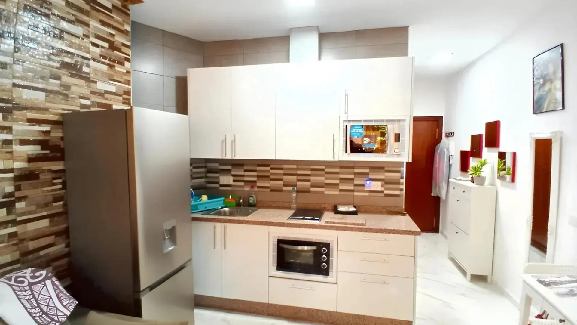 Comfortable Studio In Torremolinos With Shared Pool - 40 Sqm Spain