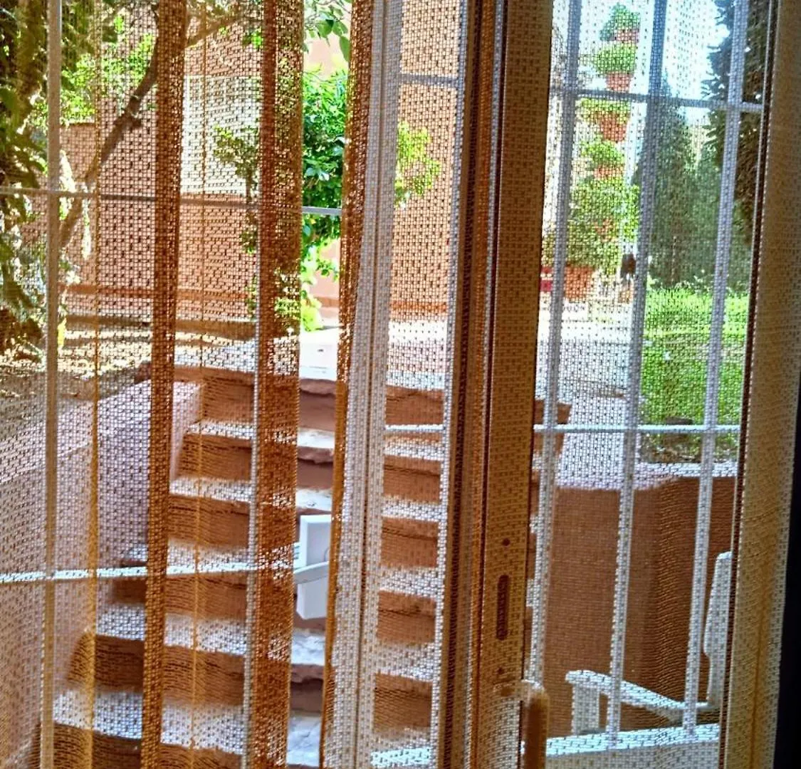 Apartment Comfortable Studio In Torremolinos With Shared Pool - 40 Sqm