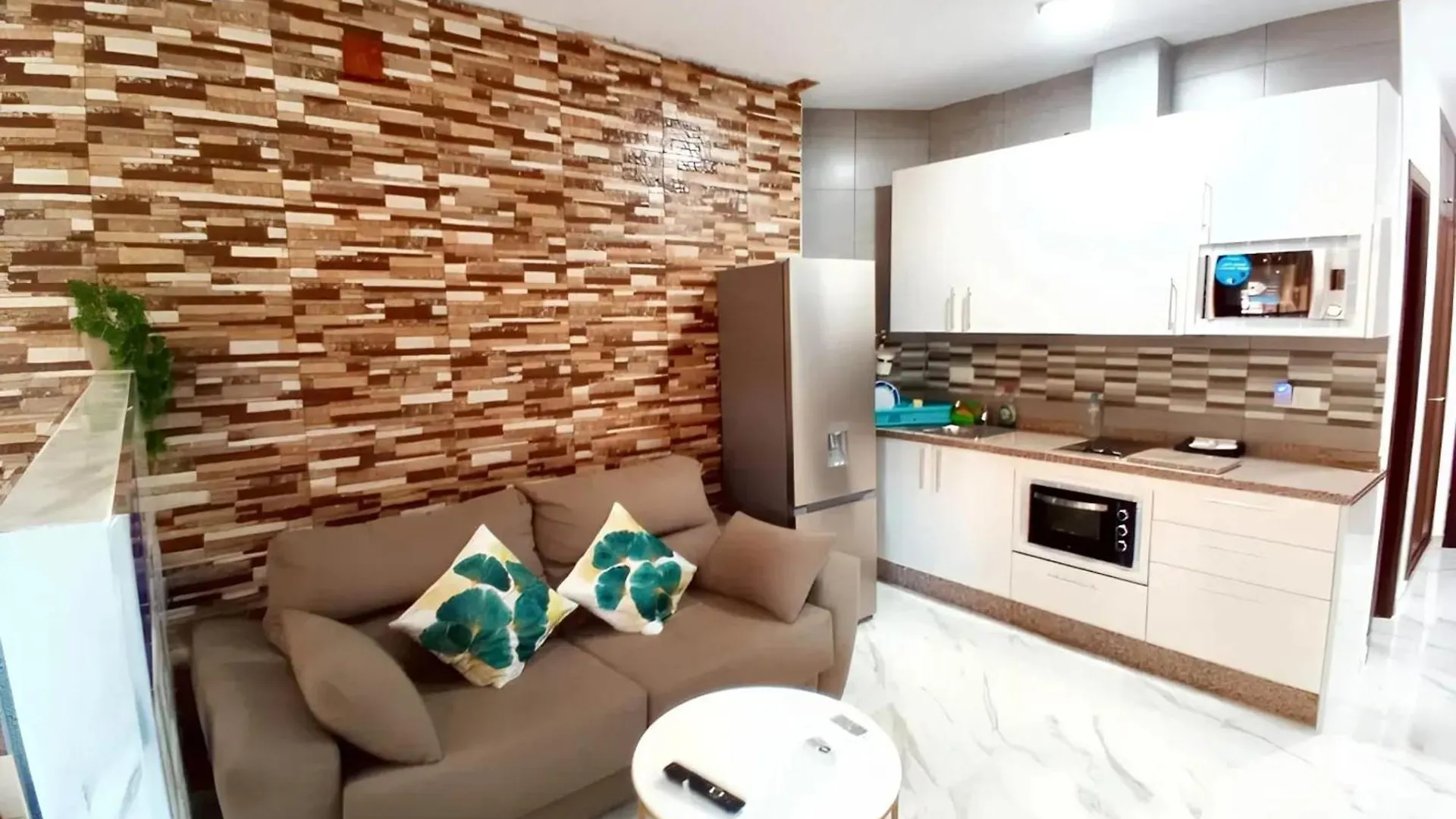 Comfortable Studio In Torremolinos With Shared Pool - 40 Sqm